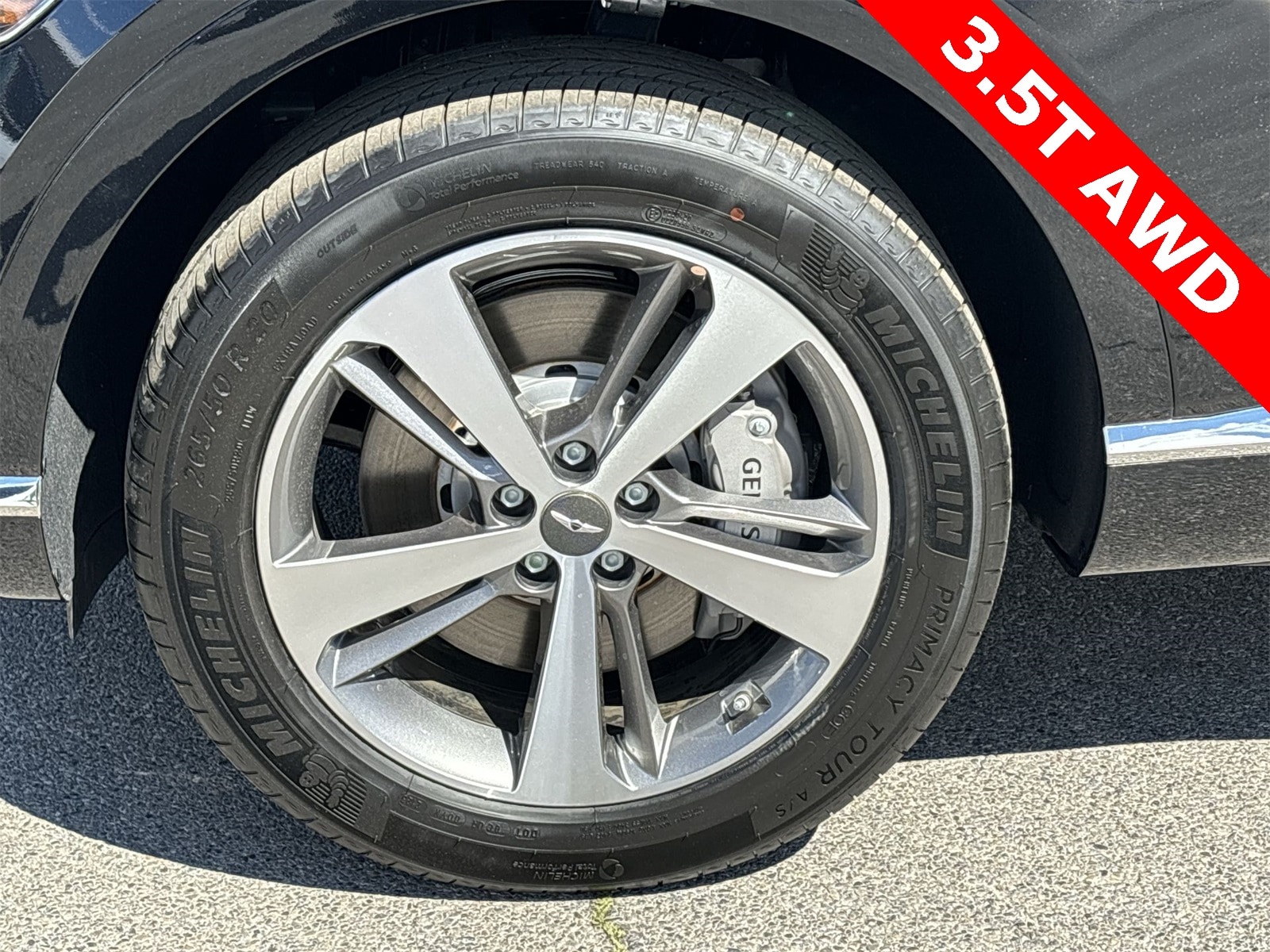 Thumbnail: 2024 Genesis GV80 - 16