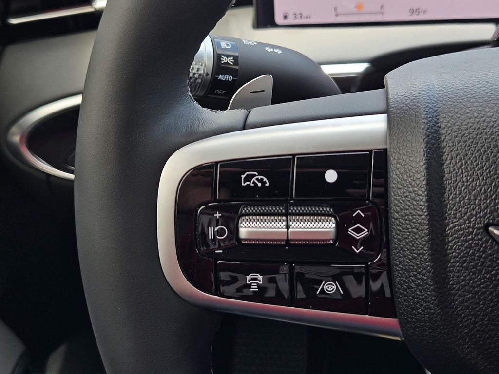 2026 GENESIS GV70 Standard - Photo 20