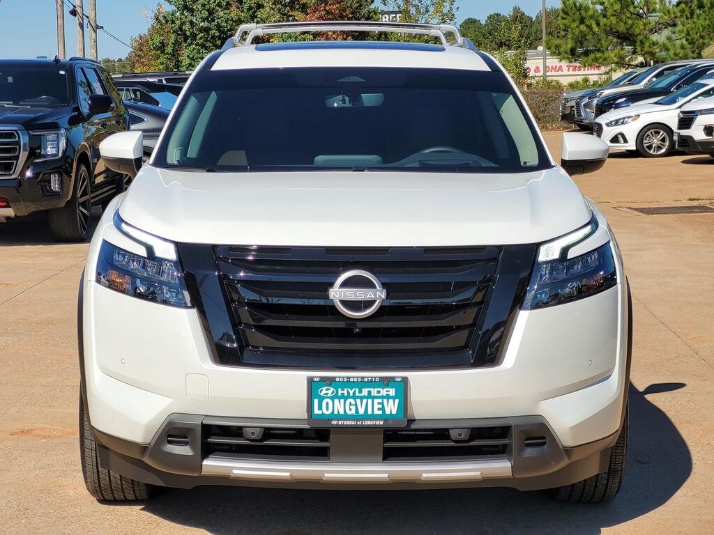 Used 2025 Nissan Pathfinder Platinum SUV