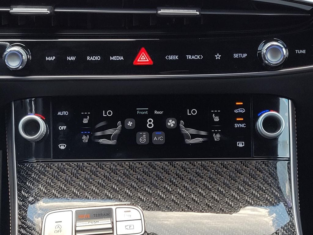 2026 GENESIS GV70 Sport Prestige - Photo 18
