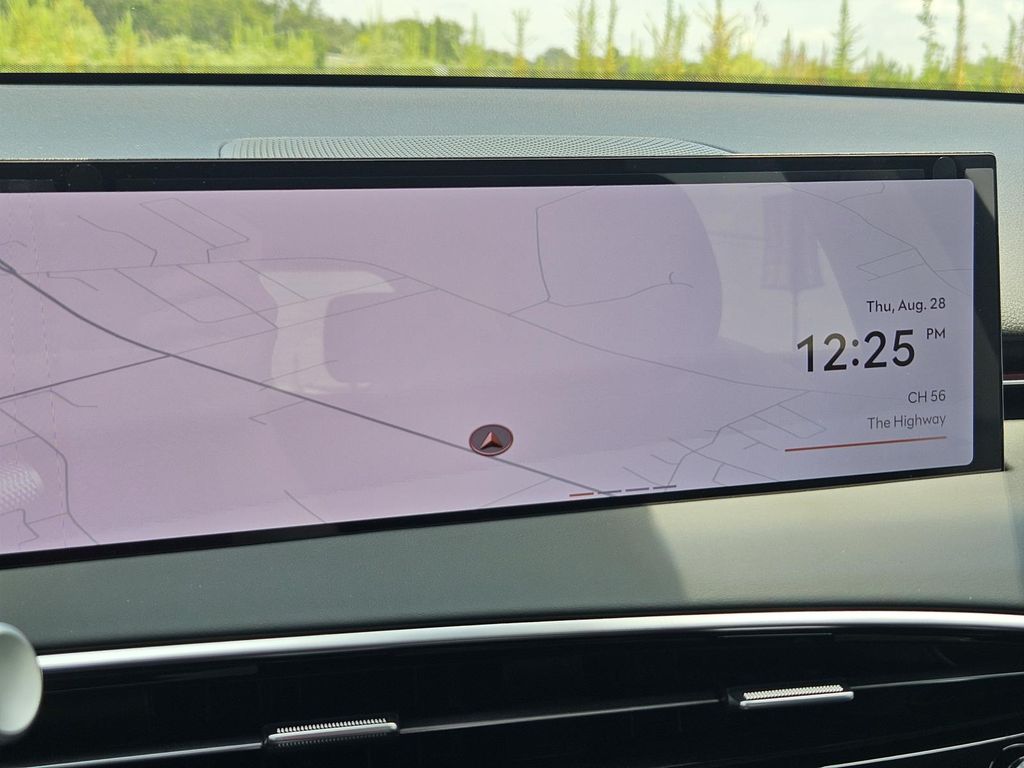 2026 GENESIS GV70 Standard - Photo 17