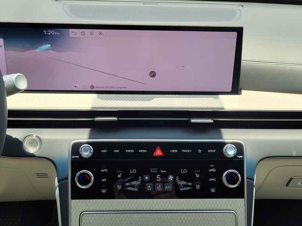 2025 GENESIS GV80 Prestige - Photo 16