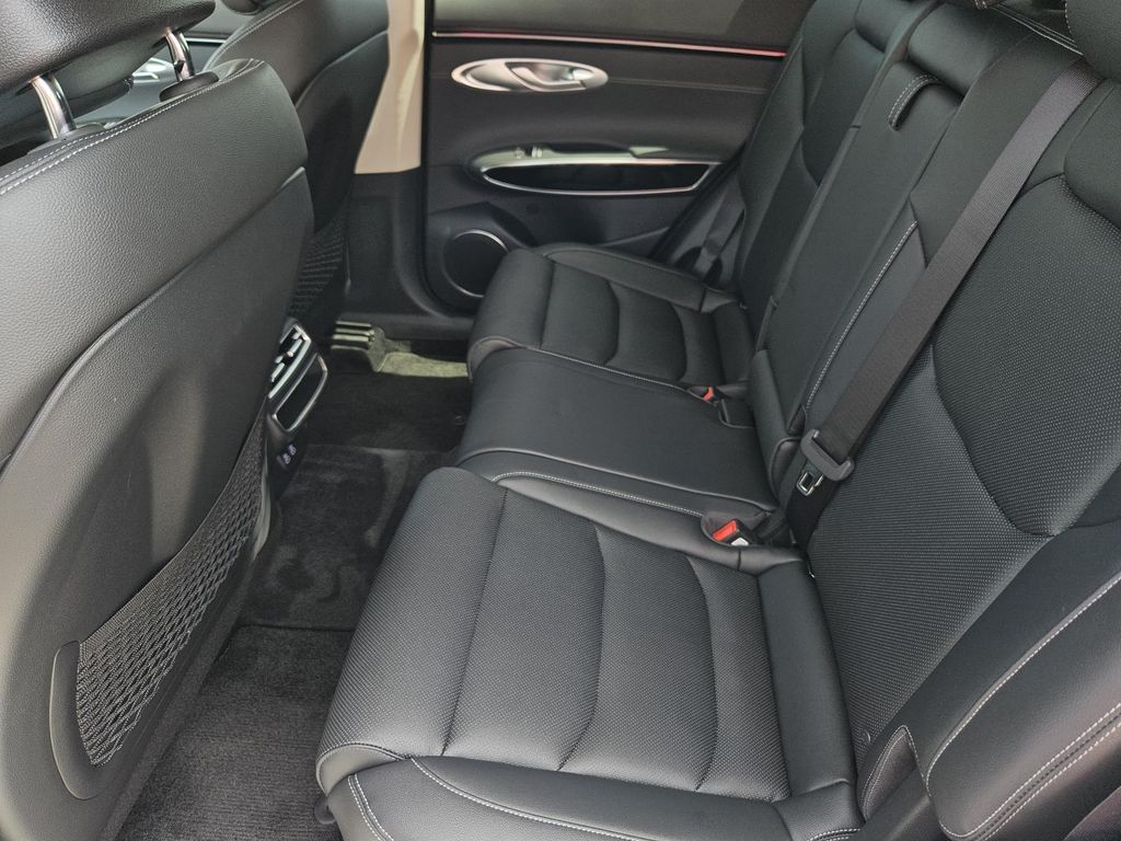 2026 GENESIS GV70 Standard - Photo 12