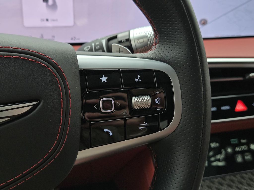 2026 GENESIS GV70 Sport Prestige - Photo 11