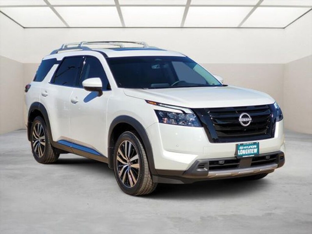 Used 2025 Nissan Pathfinder Platinum SUV