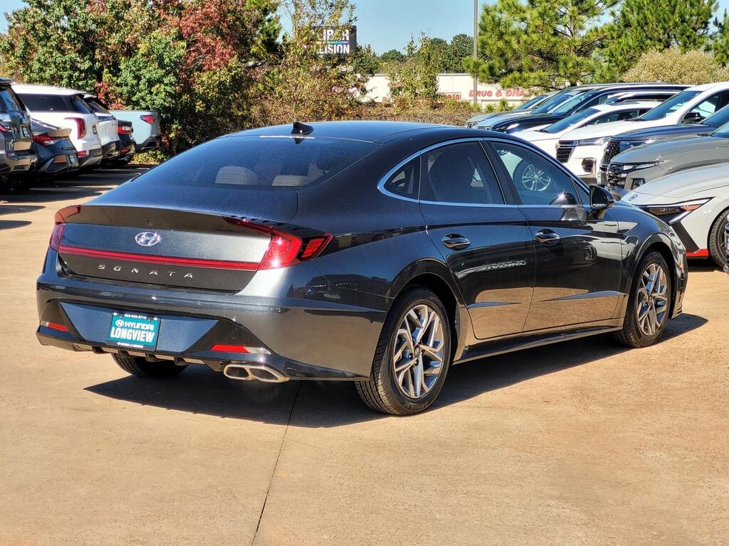 Used 2023 Hyundai Sonata SEL Sedan