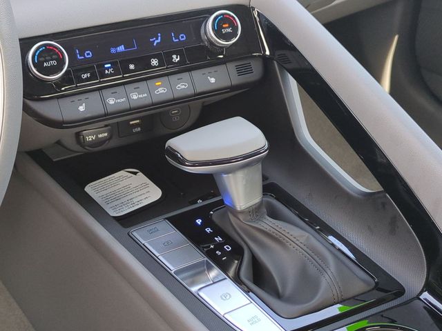 2026 Hyundai Elantra SEL - Photo 9