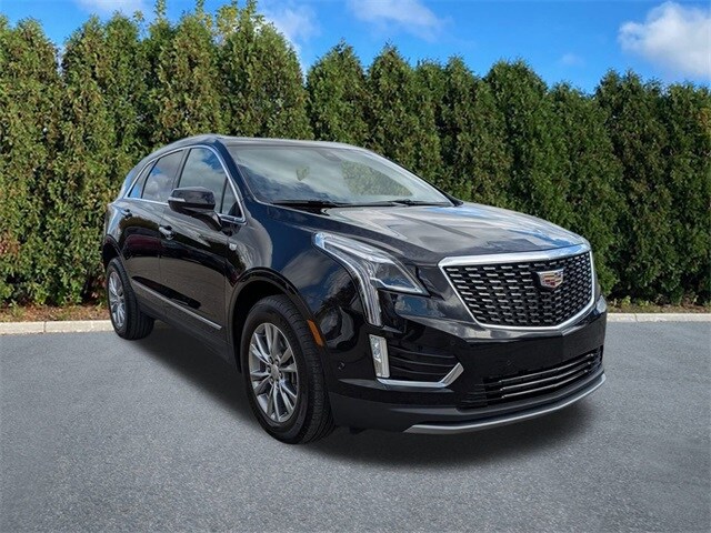 2022 Cadillac XT5 Premium Luxury photo 3
