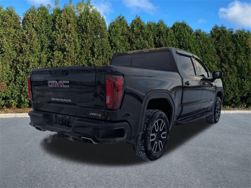 Used 2025 GMC Sierra 1500 AT4 Truck Crew Cab