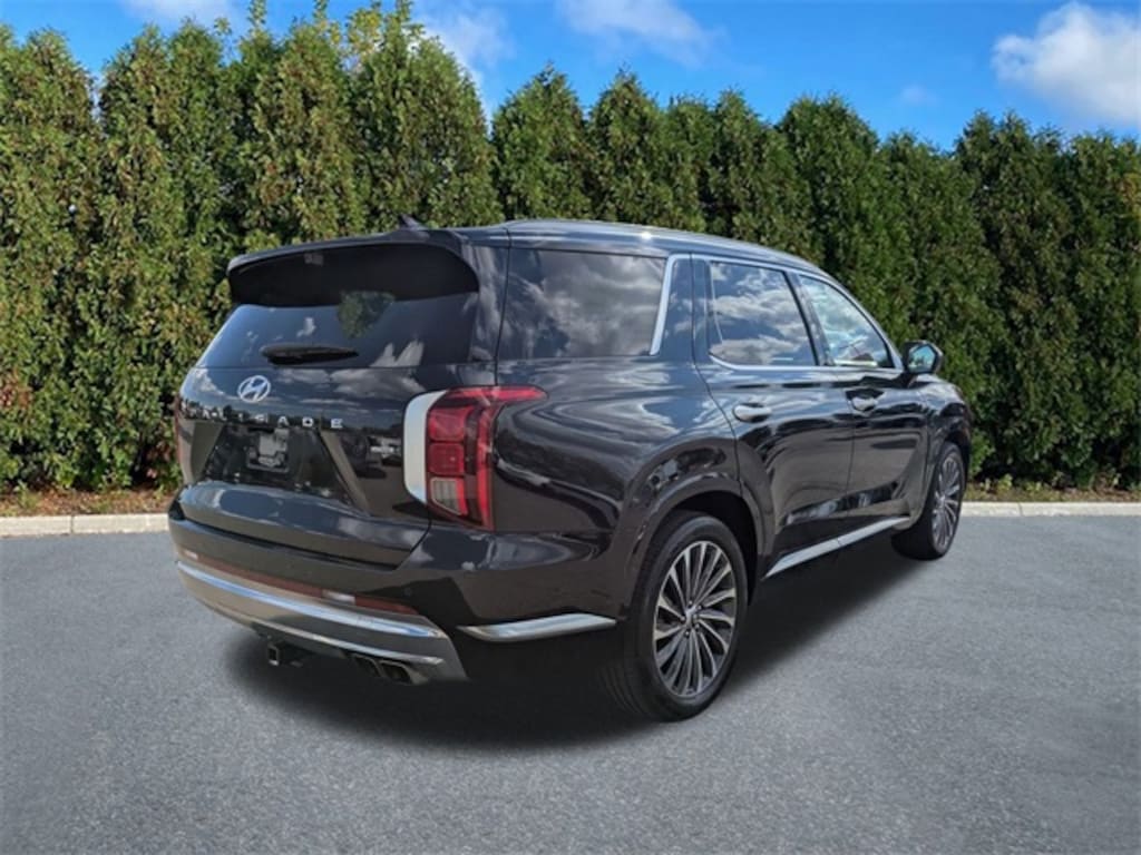 Used 2023 Hyundai Palisade Calligraphy SUV