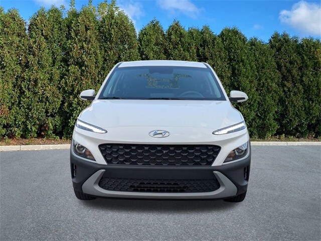 2023 Hyundai Kona SE photo 2
