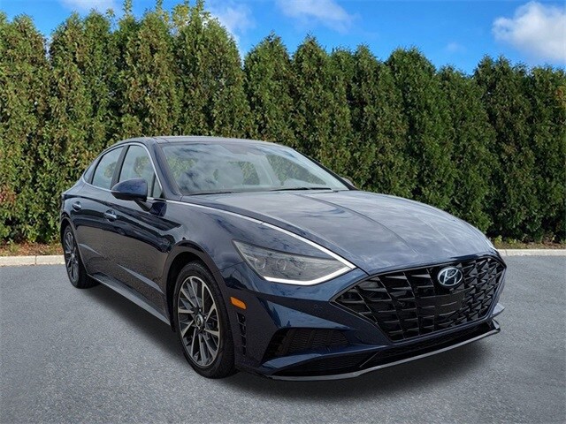 2022 Hyundai Sonata Limited photo 3