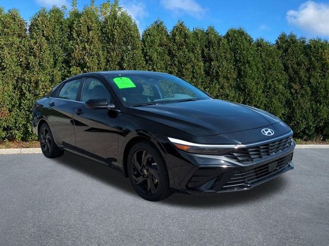 2026 Hyundai Elantra SEL - Photo 3