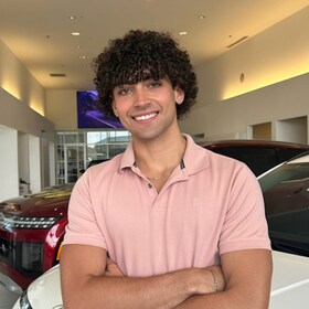Staff member Evan Tripp from ID_8fe6296ec616