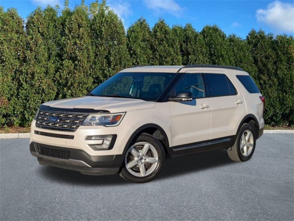 Used 2016 Ford Explorer XLT SUV
