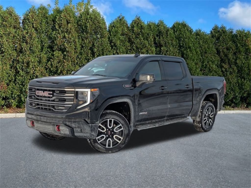 Used 2025 GMC Sierra 1500 AT4 Truck Crew Cab