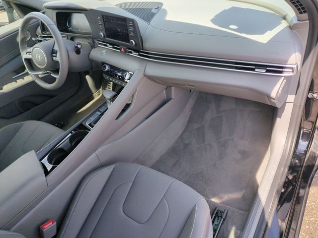 2026 Hyundai Elantra SEL - Photo 19