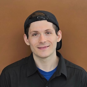 Staff member PAYTON GODBOIS from ID_9148b4