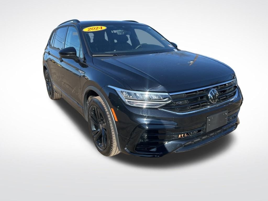 Used 2024 Volkswagen Tiguan 2.0T SE R-Line Black SUV