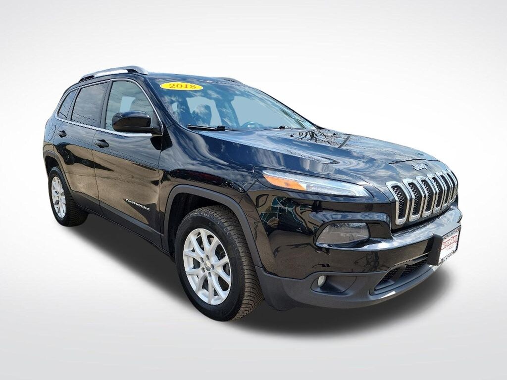 Used 2018 Jeep Cherokee Latitude Plus 4x4 SUV