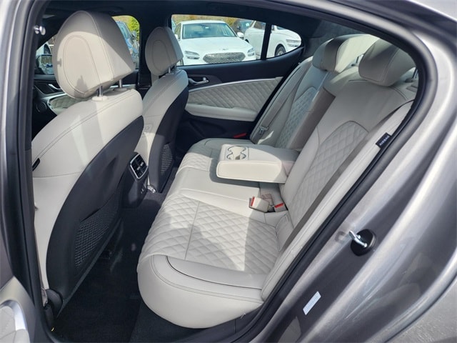 2025 GENESIS G70 Sport Advanced - Photo 11