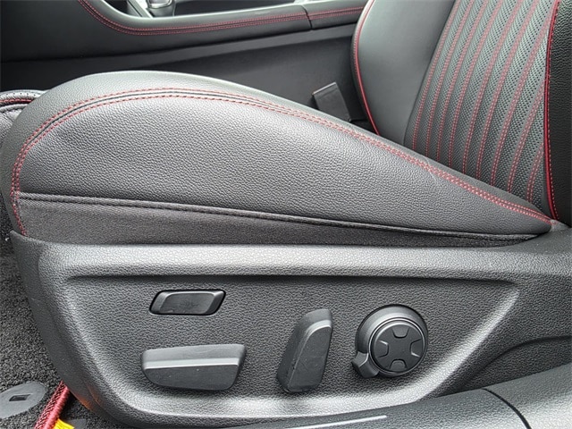 2025 GENESIS G70 Sport Advanced - Photo 23