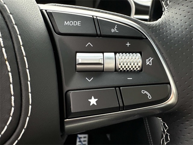 2025 GENESIS G70 Sport Advanced - Photo 15