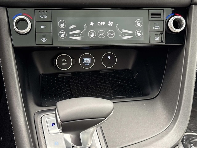 2025 GENESIS G70 Sport Advanced - Photo 19