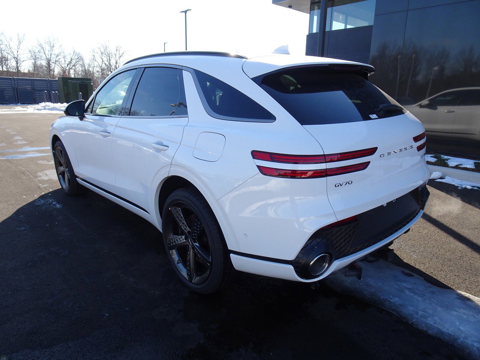 2025 Genesis GV70 3.5T Sport Advanced photo 4