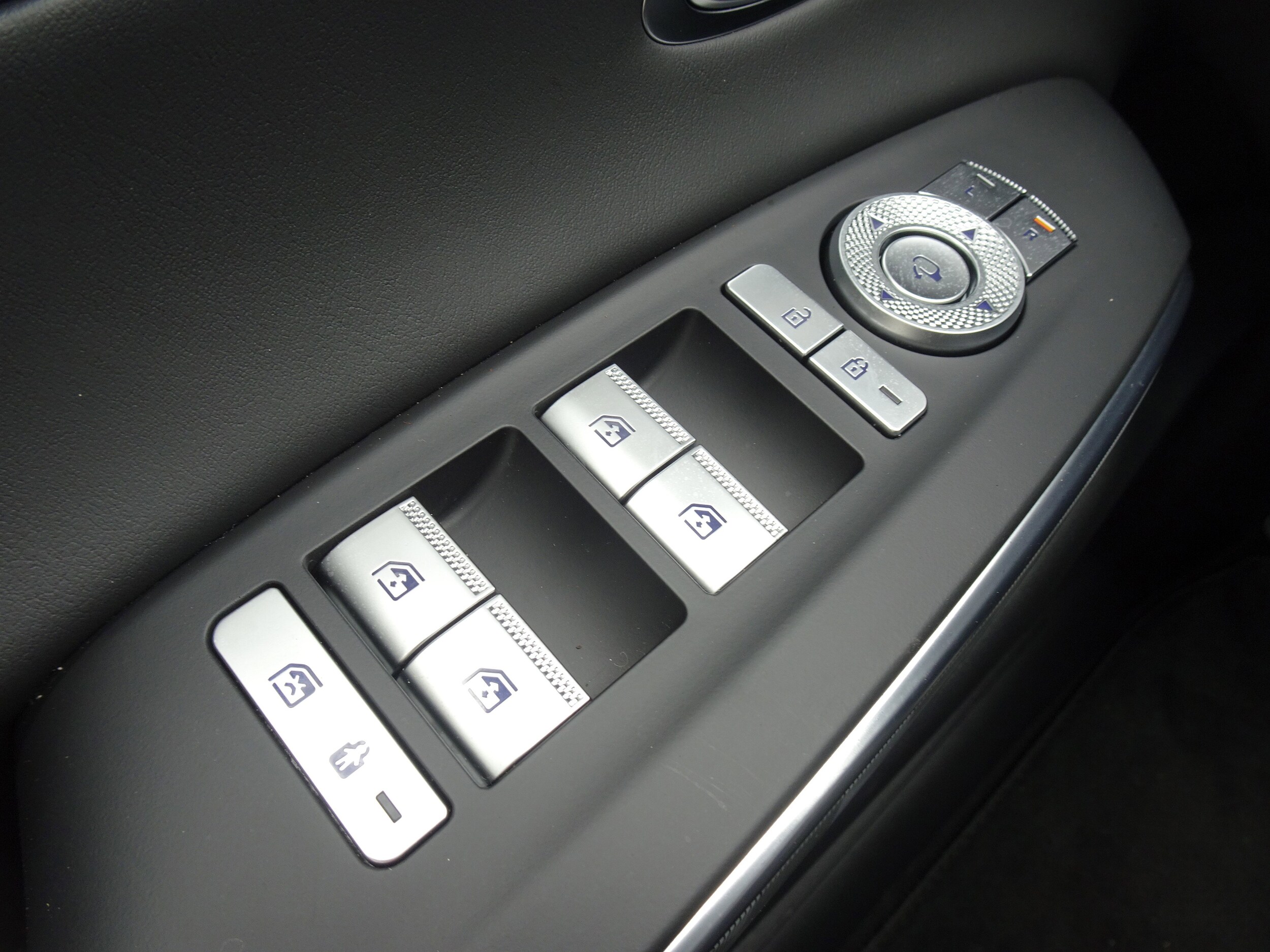 2025 GENESIS GV70 Sport - Photo 20