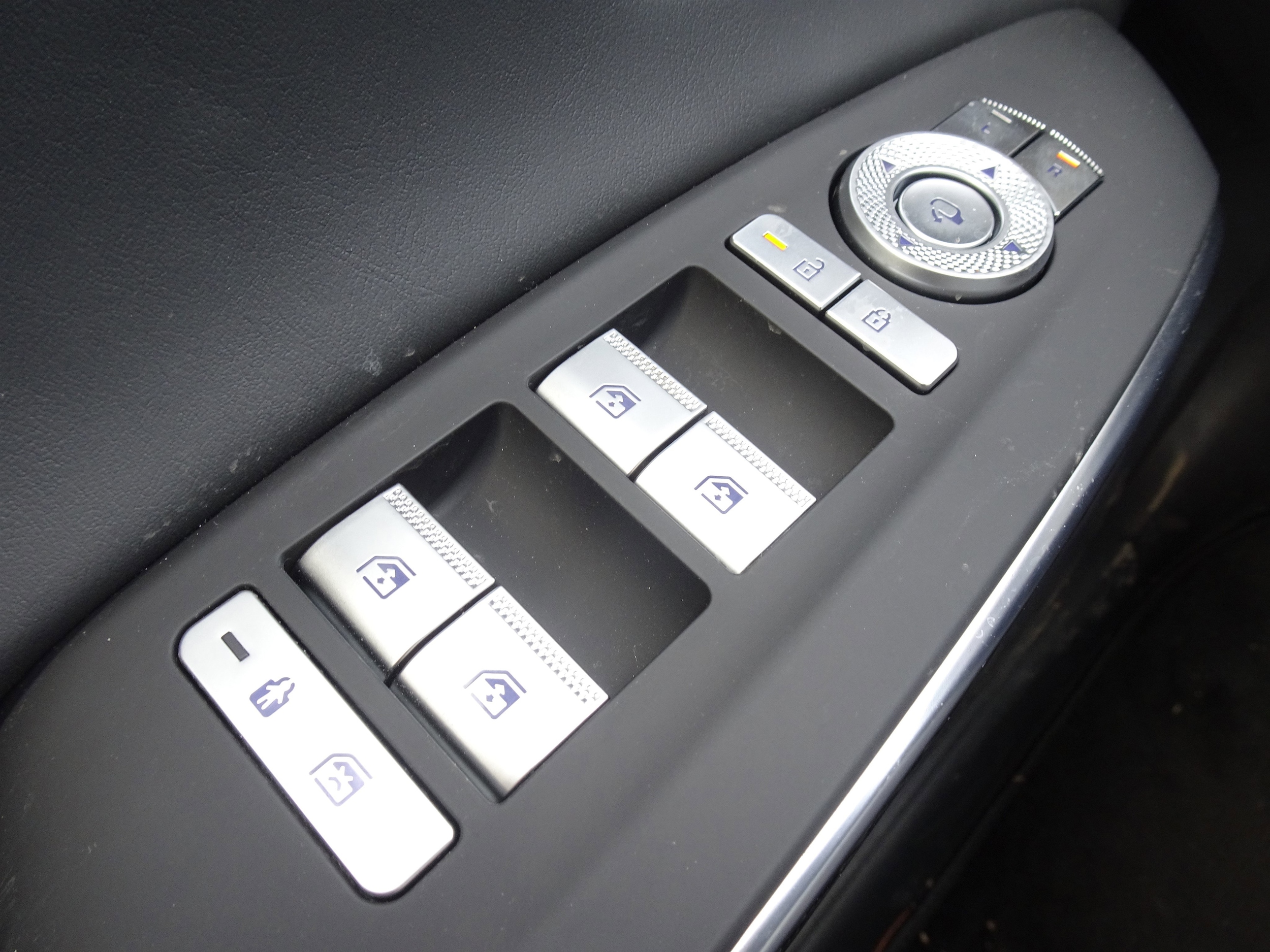 2026 GENESIS GV70 Sport Prestige - Photo 18