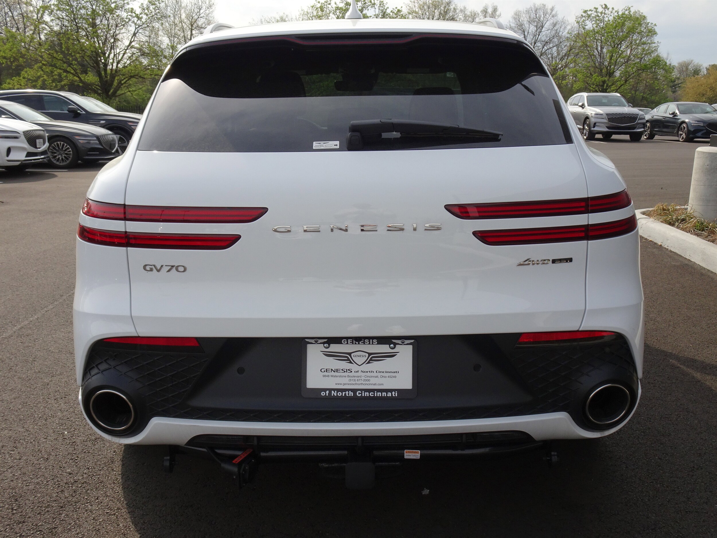 2025 Genesis GV70 3.5T Sport Advanced photo 4