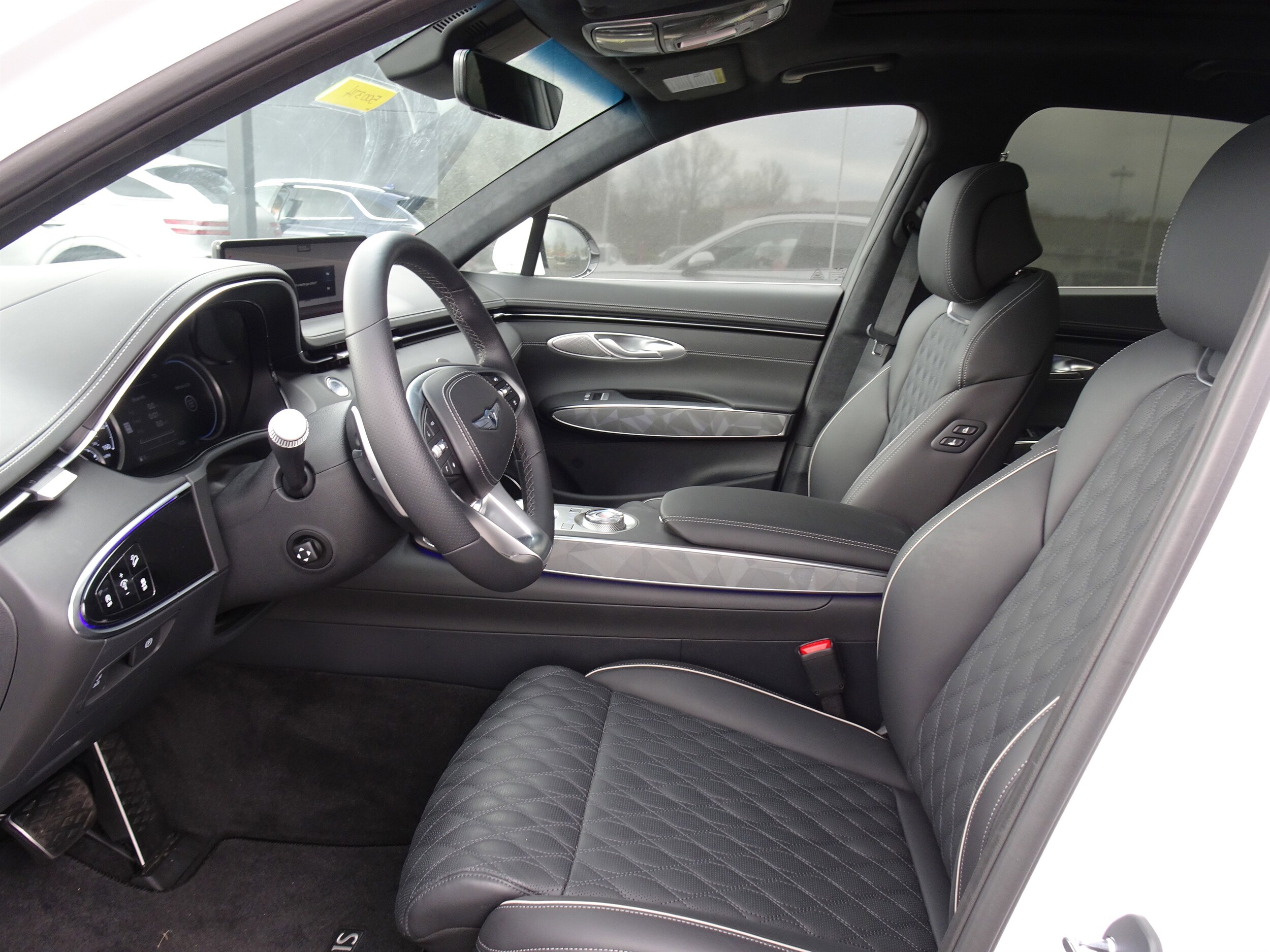 2025 GENESIS GV70 Sport - Photo 11