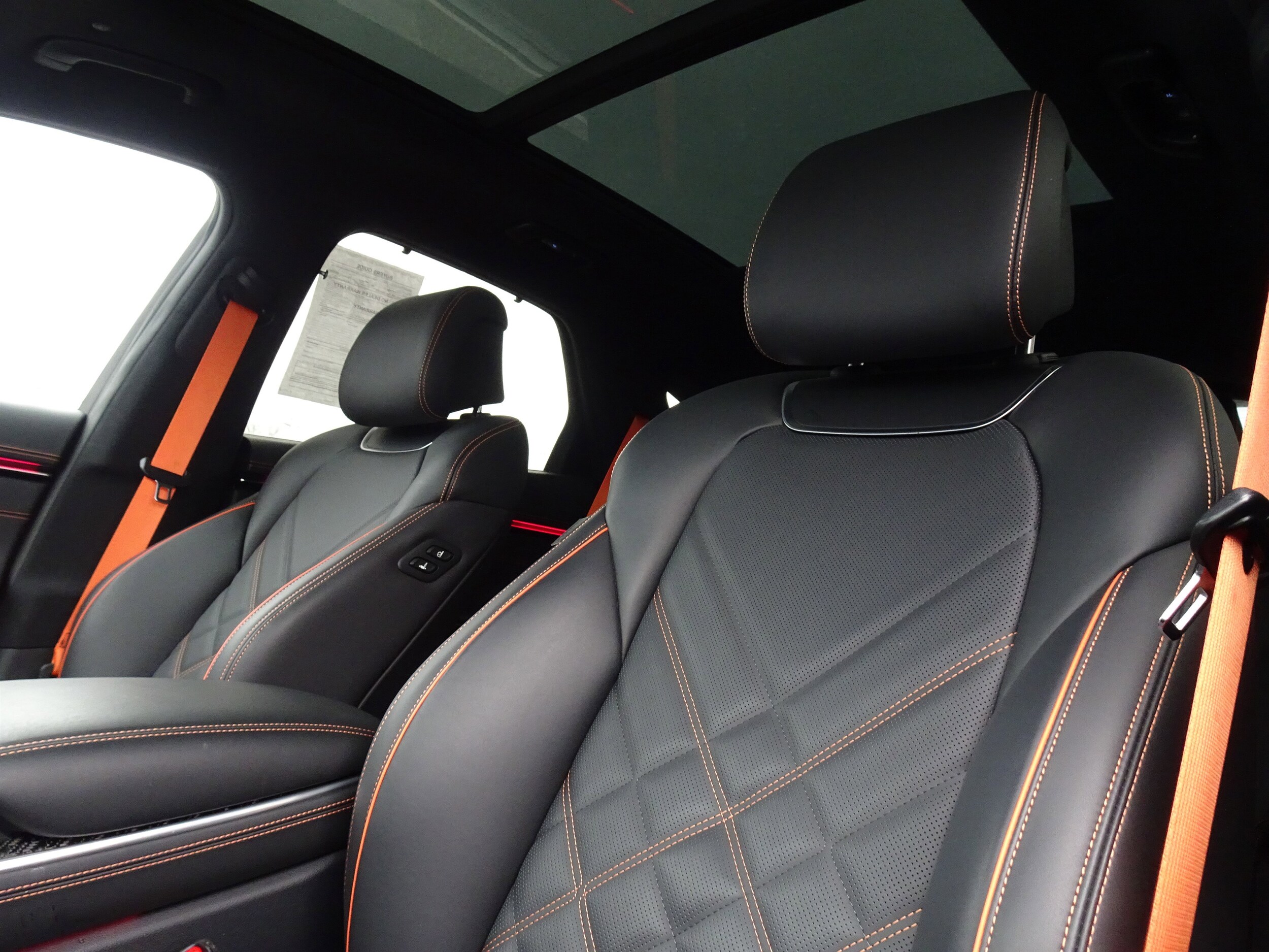 2026 GENESIS GV70 Sport Prestige - Photo 8