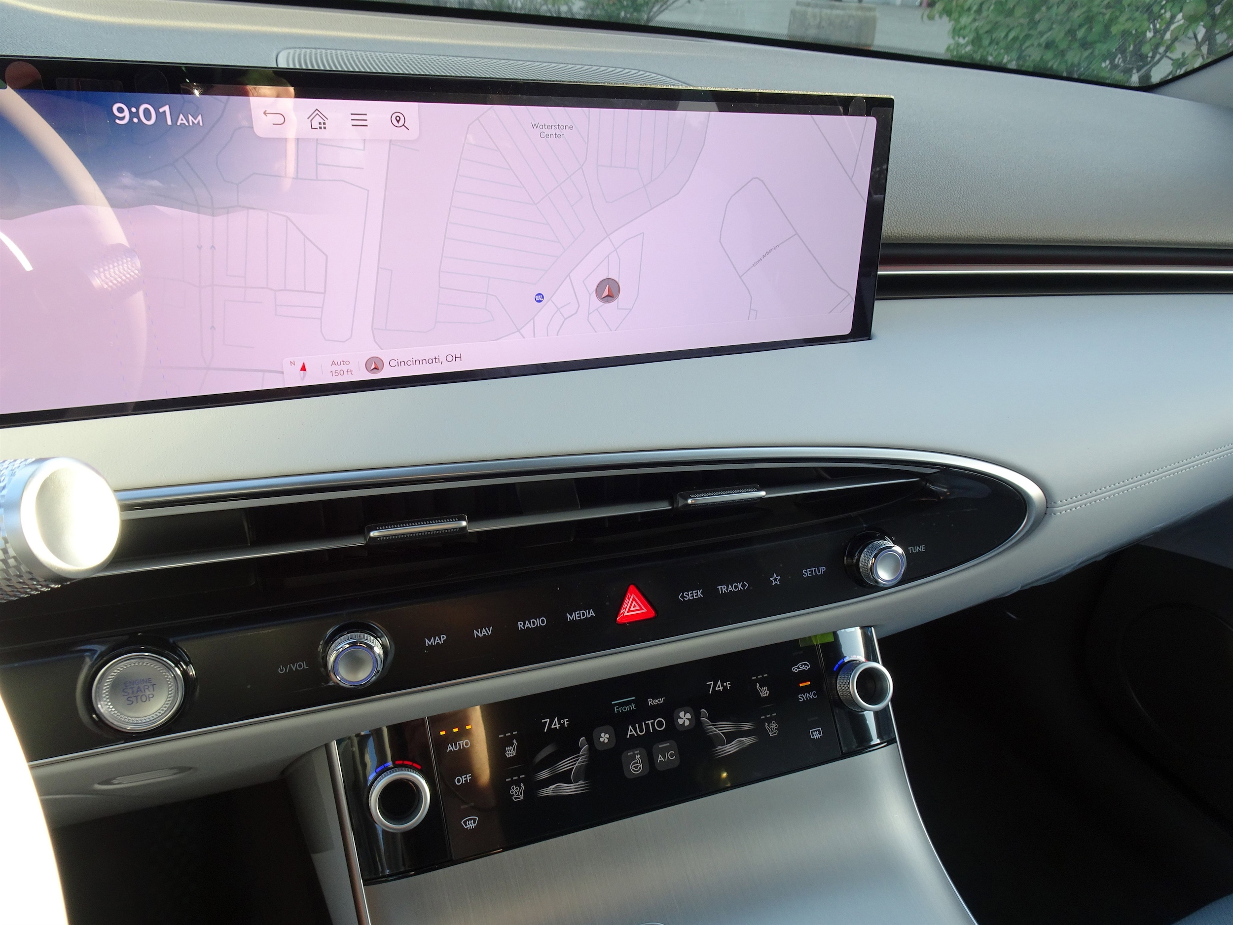 2026 GENESIS GV70 Advanced - Photo 16