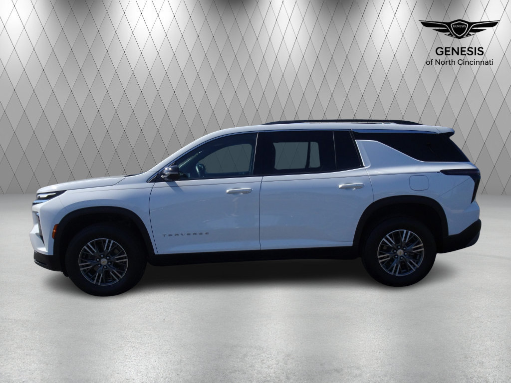 Used 2024 Chevrolet Traverse LT SUV