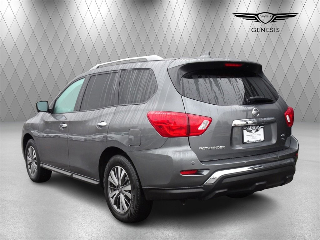 Used 2019 Nissan Pathfinder SL SUV