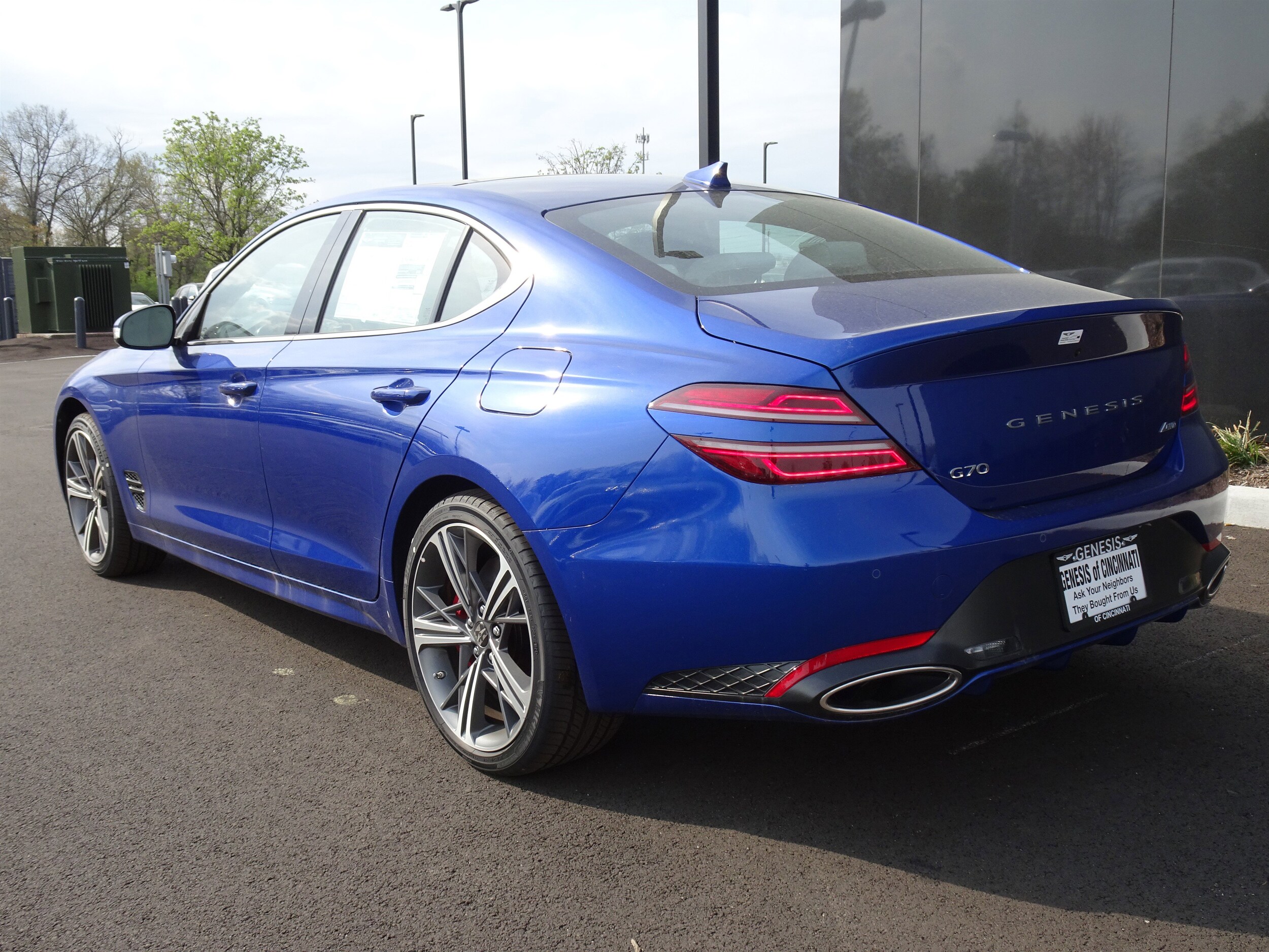 2025 Genesis G70 2.5T Sport Prestige photo 3