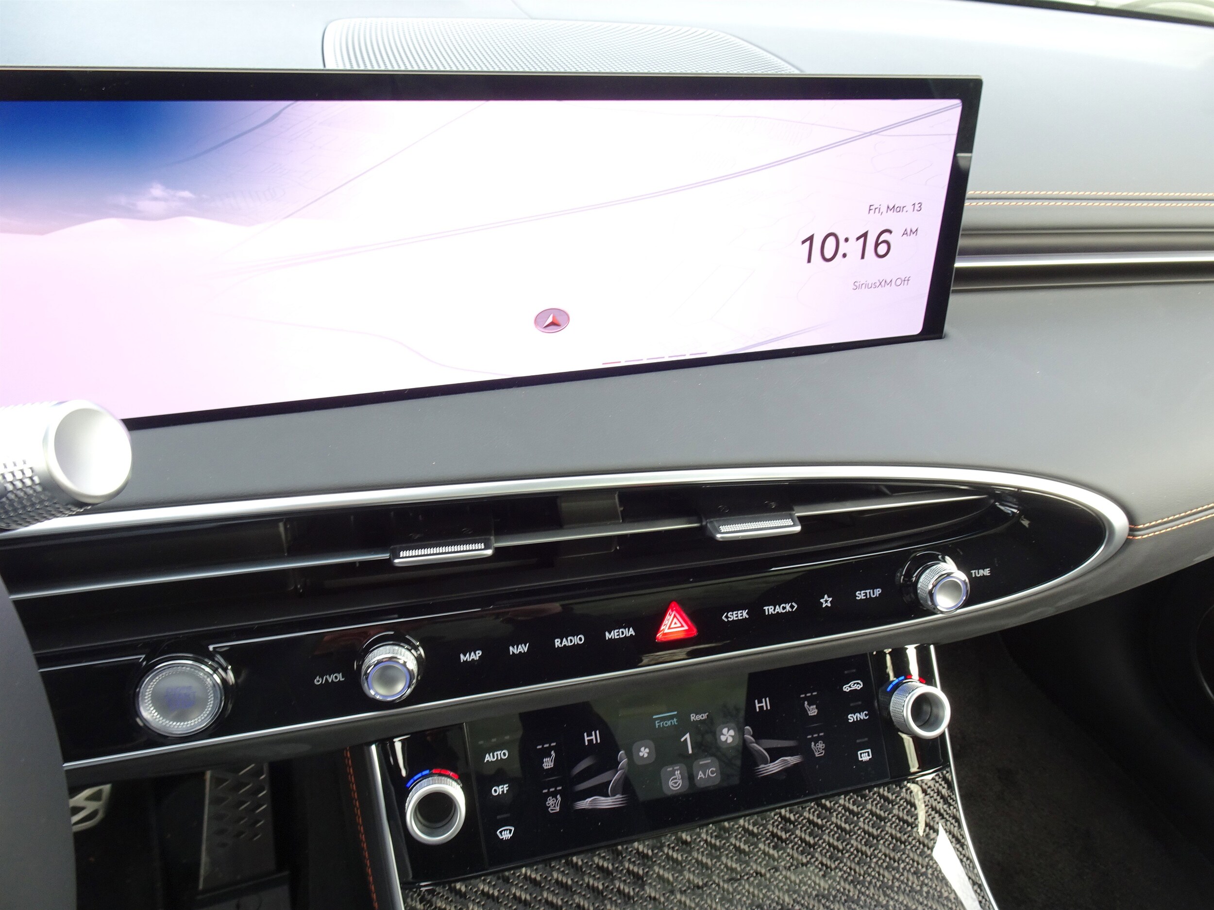 2026 GENESIS GV70 Sport Prestige - Photo 16