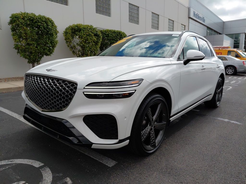 2025 Genesis GV70 3.5T Sport Advanced photo 2