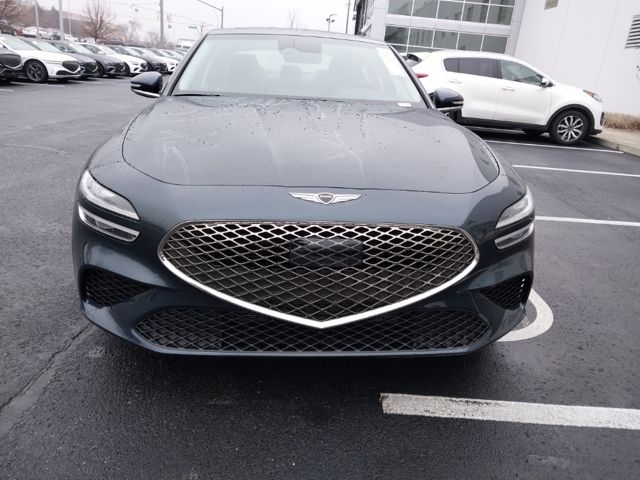 2024 Genesis G70 2.5T photo 3