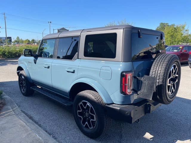 2022 Ford Bronco Outer Banks photo 4