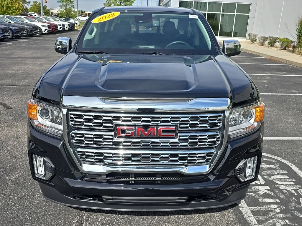 2022 Gmc Canyon Denali photo 2