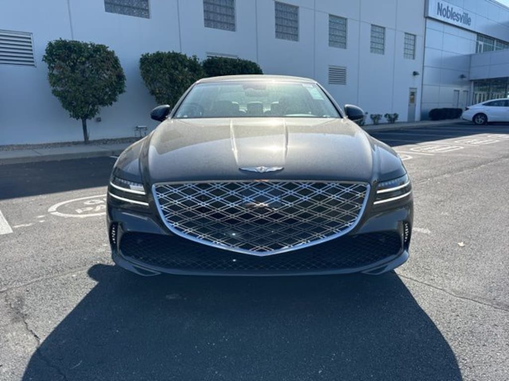 New 2025 Genesis G80 2.5T Sedan