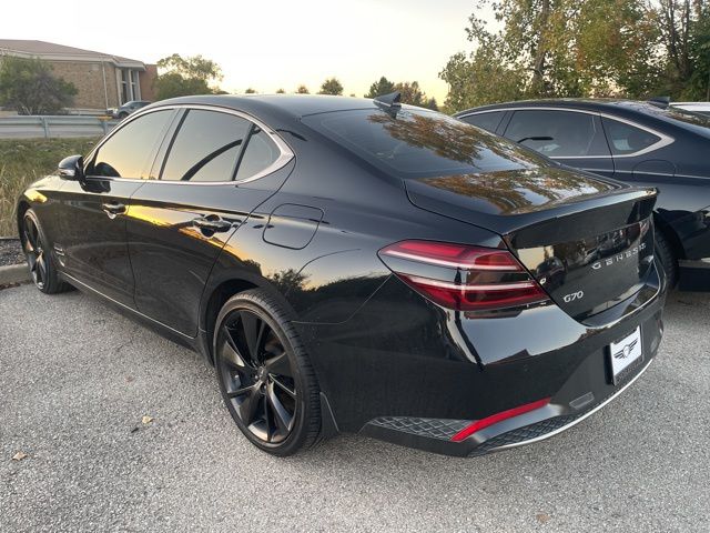 2023 Genesis G70 2.0T Sport Prestige photo 4