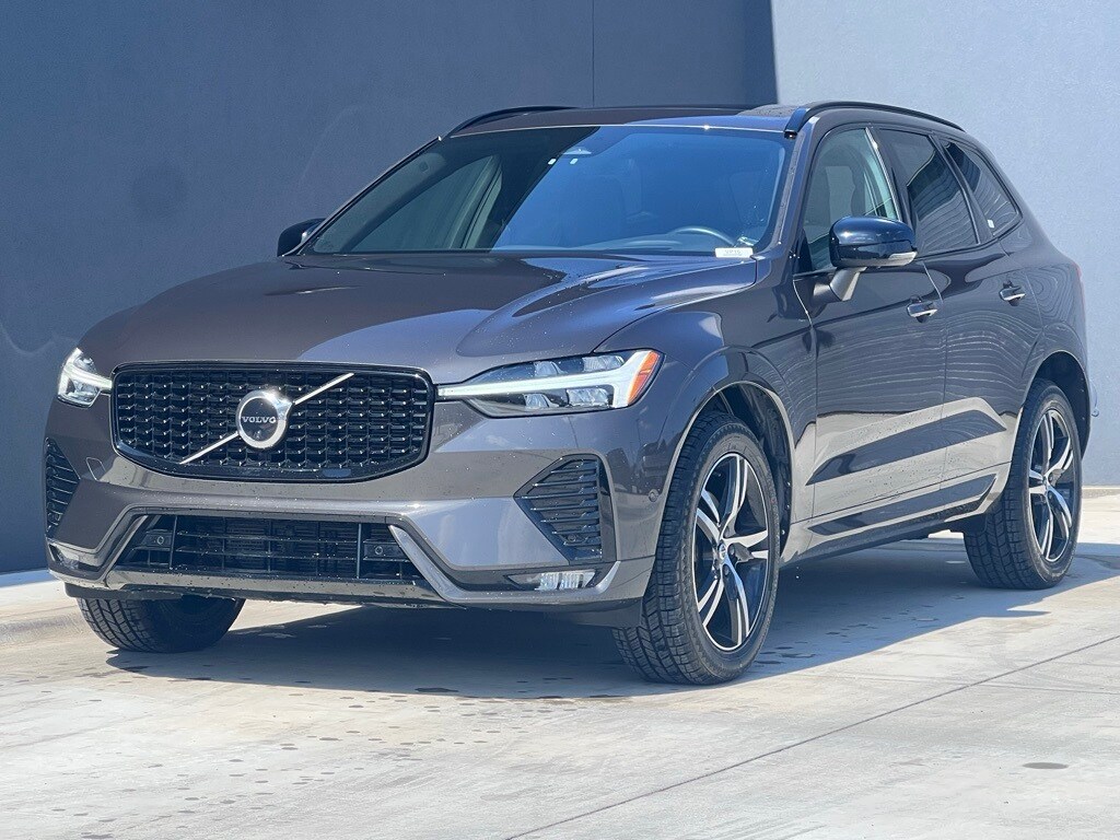 Used 2022 Volvo XC60 B5 AWD R-Design SUV
