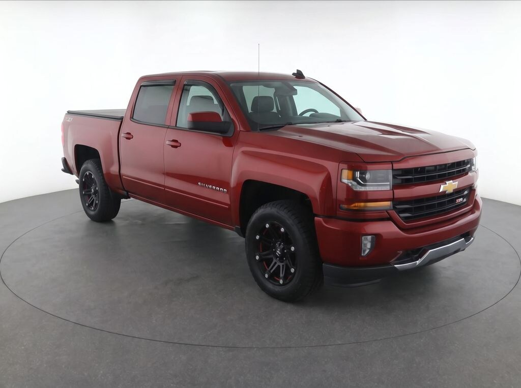 Used 2018 Chevrolet Silverado 1500 LT Truck Crew Cab