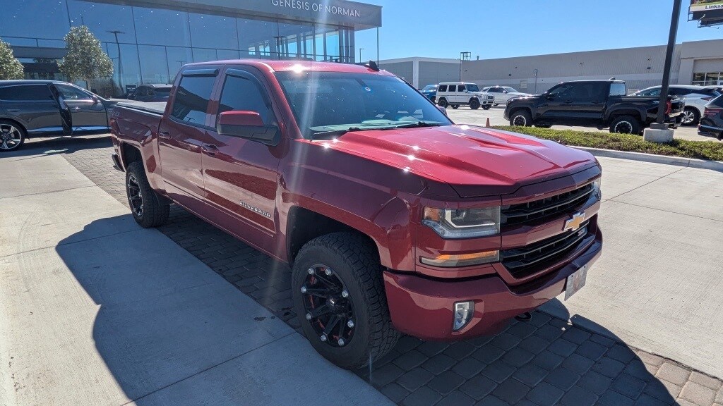 Used 2018 Chevrolet Silverado 1500 LT Truck Crew Cab