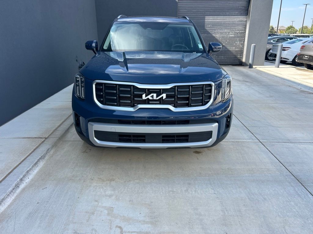 Used 2025 Kia Telluride S SUV