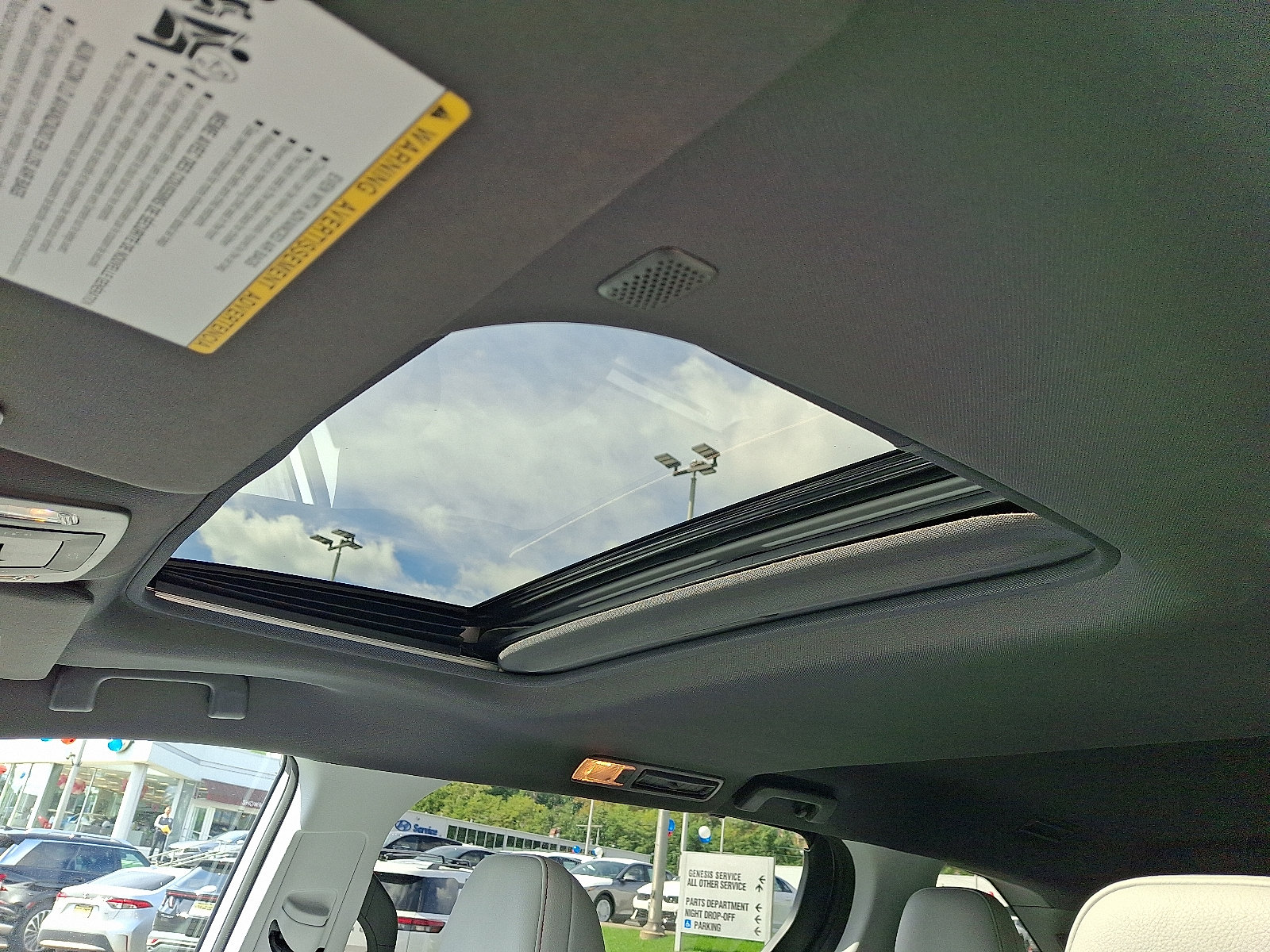 2024 Toyota Sienna XSE - Photo 15